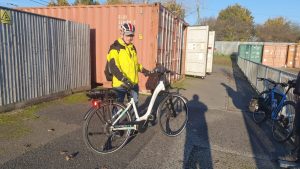 Tony and his hired e-bike the “Raleigh Felix”